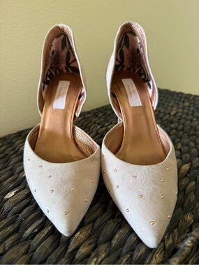 Pointed Toe D'Orsay Flats in Blush Pink with Stud Detail